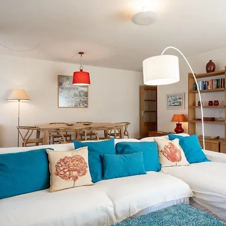 The Flat Apartment *
